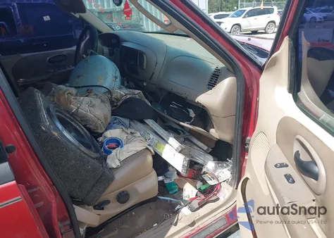 2002 Ford F-150 Lariat/Xlt from USA, damaged, VIN 1FTRW07L12KE10884